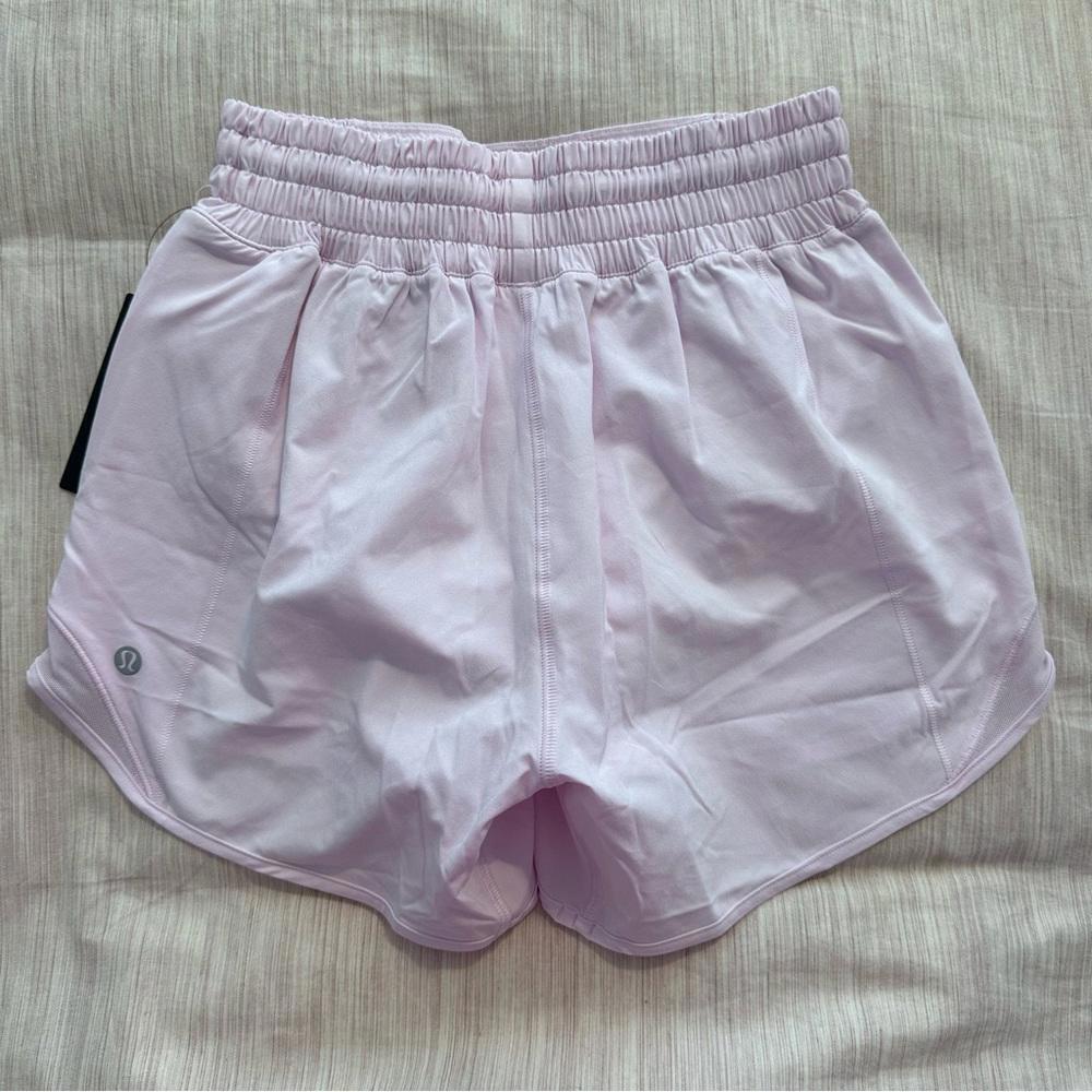 Lululemon Athletica Hotty Hot High-Rise Lined Short 4" - Picture 2 of 3